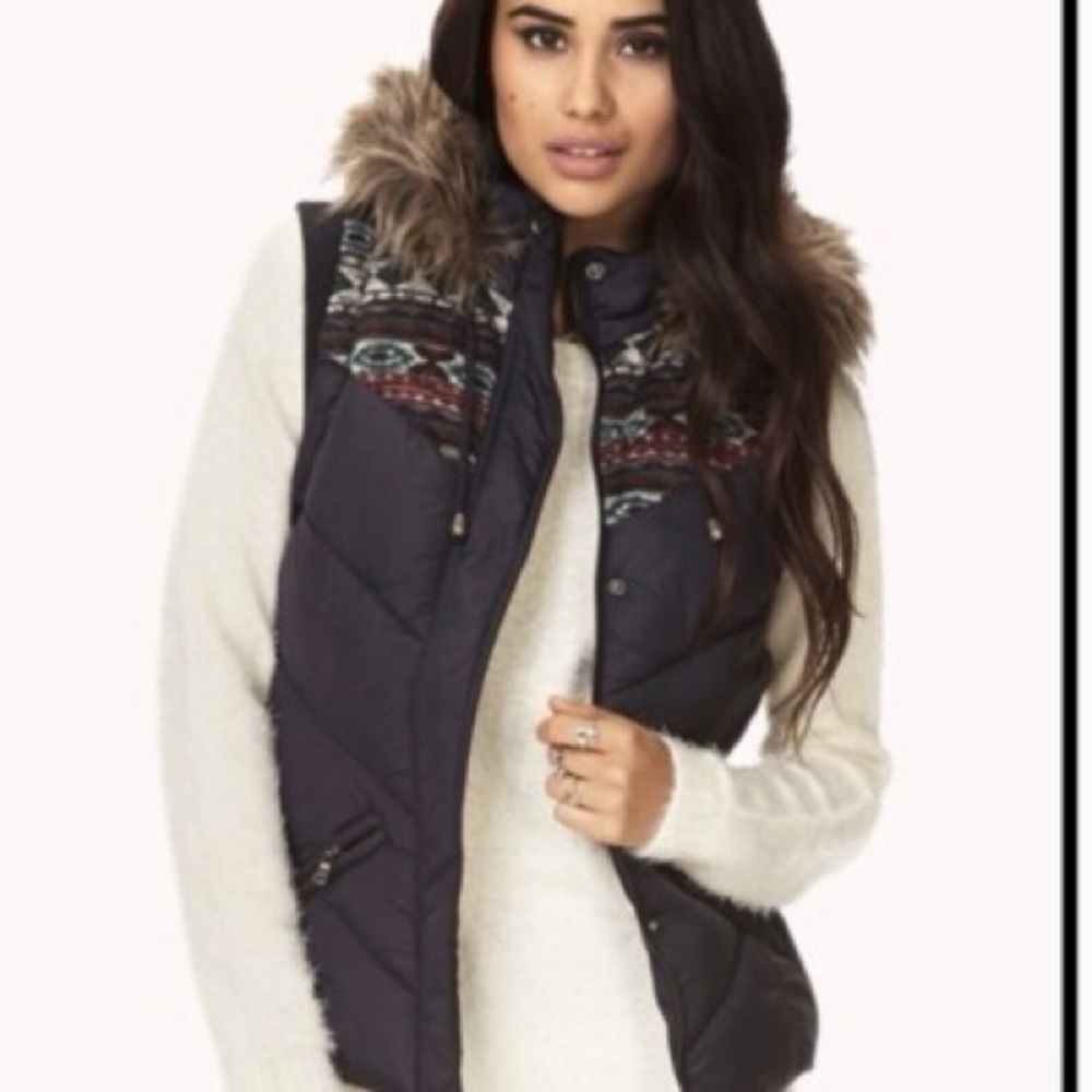 Forever 21 Navy Blue Patterned Faux Fur Hooded Puffer Vest